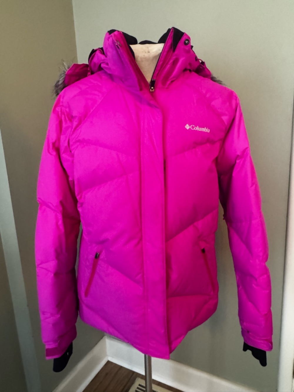 Columbia Women's Bright Pink Bomber Jacket